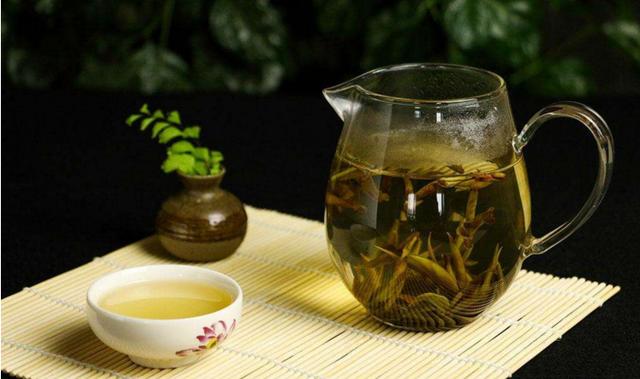 《茶经》15句经典名句，教你如何饮茶品茶，成为茶道大师