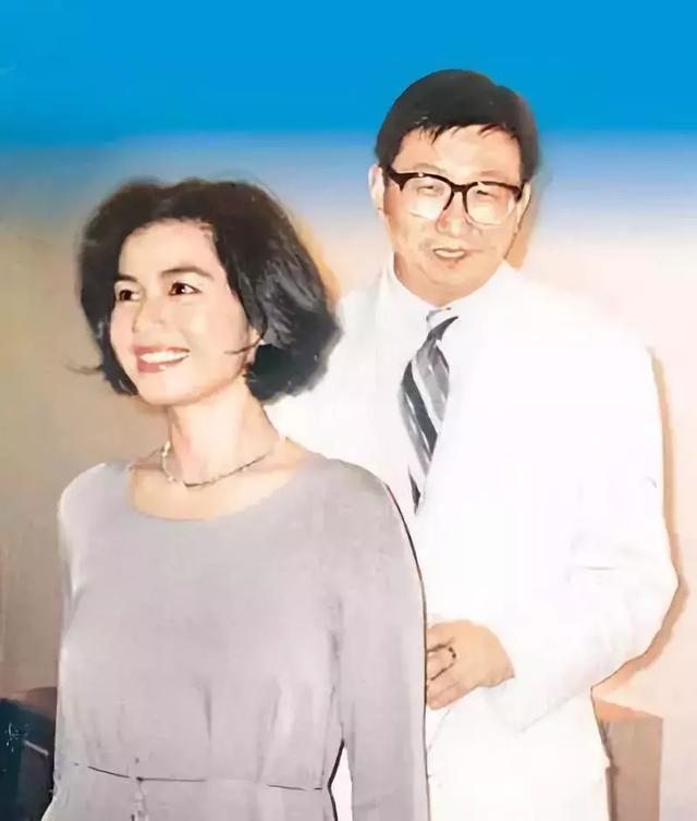 和张国荣周润发演情侣，刘德华理想妻子，撩遍全香港，却孤独终老