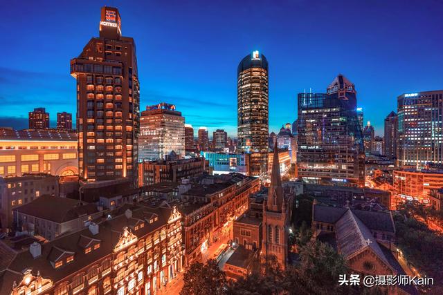 令人震撼的上海夜景，世界级一线城市的繁华，毫不逊色于香港纽约