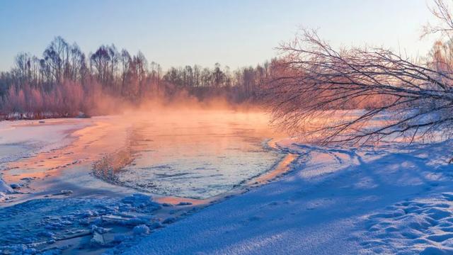 《唐诗三百首》里最经典的三首冬雪诗，唯美而温暖，治愈整个冬天