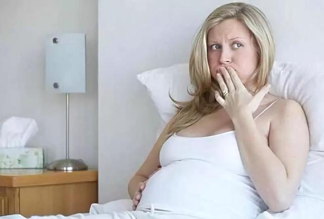 胎儿饿了，孕妇能感受到吗？这两个熟悉的感觉，其实就是在暗示你