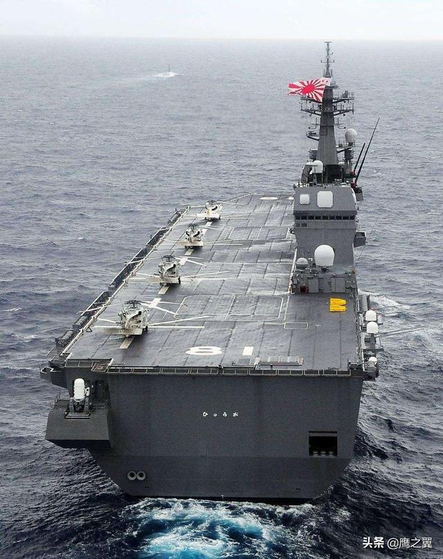 日本野心未泯配备四艘航母，除了中国，还有一个国家应该更着急