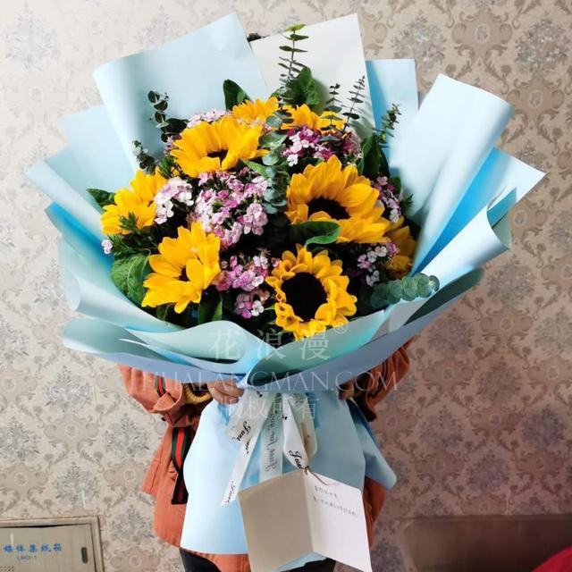 给男友送花好吗？男朋友生日送什么花？